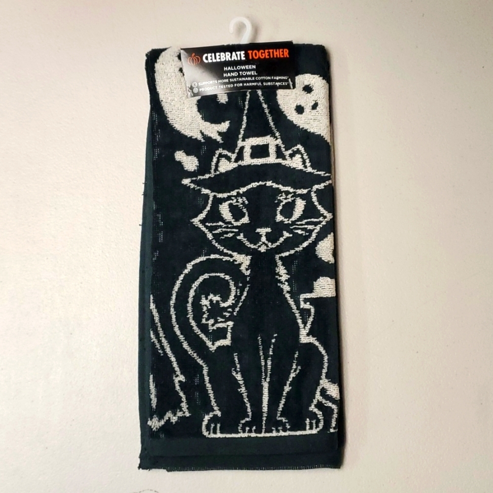 ❤️NWT WITCH CAT GHOST PLUSH HAND TOWEL - 100% COTTON - ECO FRIENDLY - HALLOWEEN